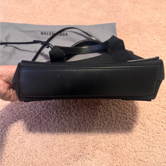 Balenciaga Women Bag - Picture 5 of 7